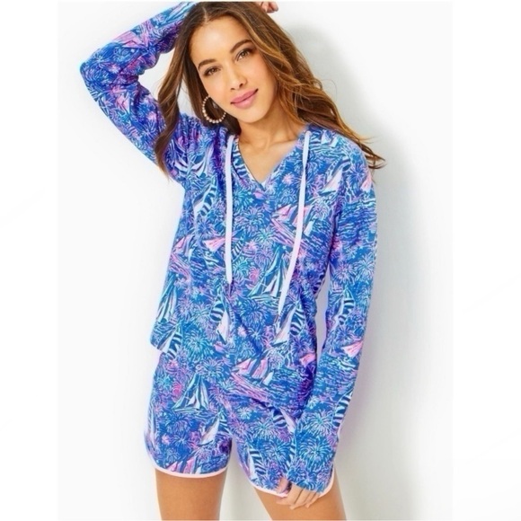 Lilly Pulitzer Kiawah long sleeve hoodie in Boca blue it’s a sailabration L NWT - Picture 2 of 14